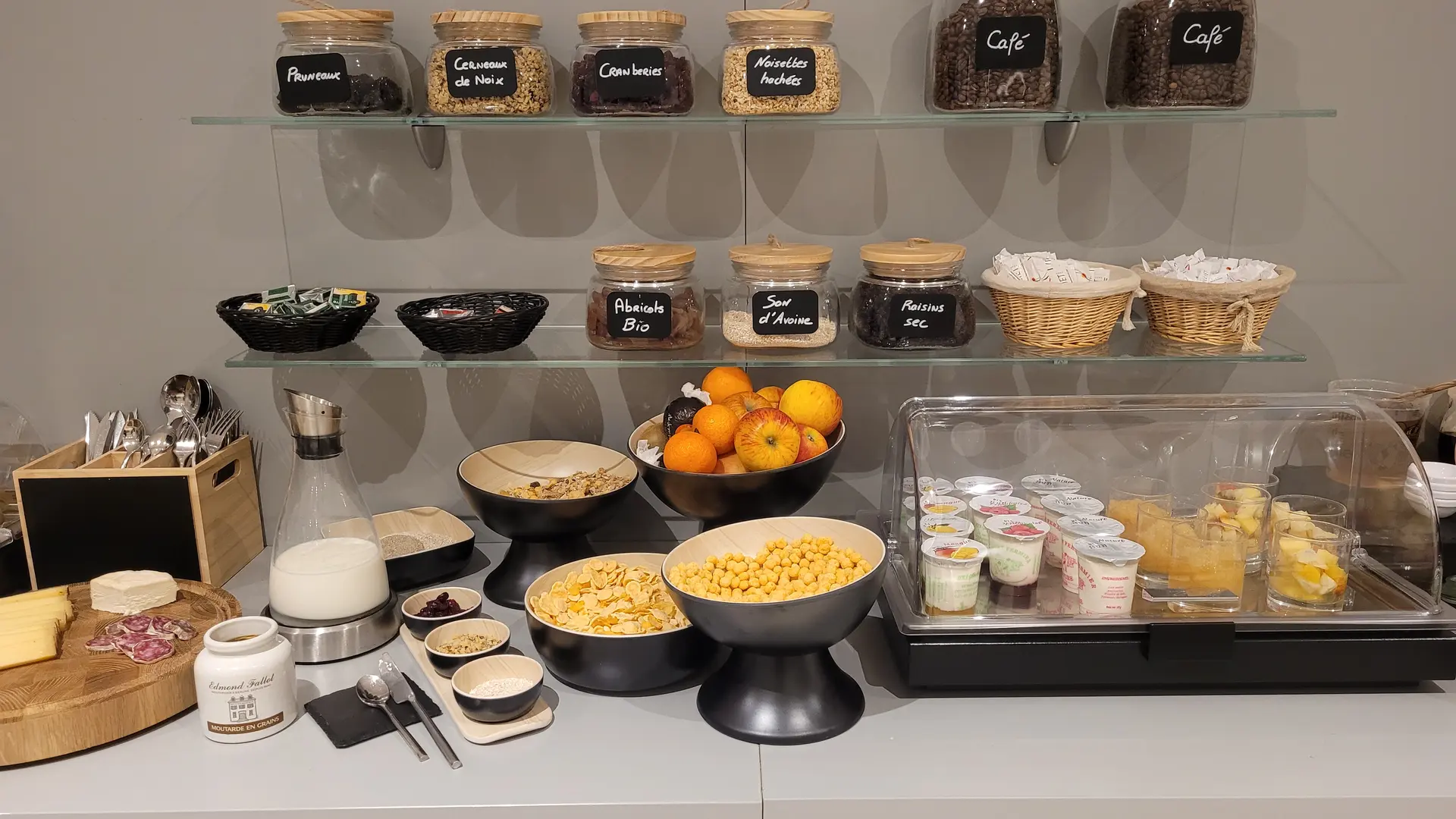 Buffet Petit-Déjeuner du Moulin de la Coudre