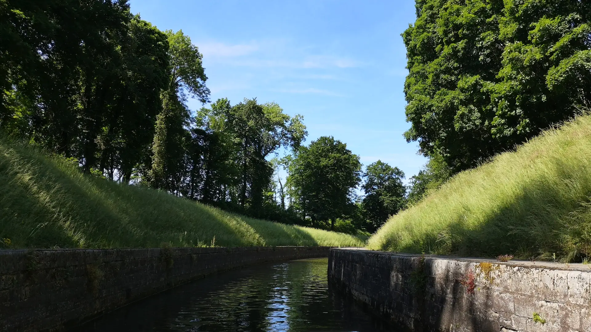 #Croisière sur la Saône - le canal de St ALBIN