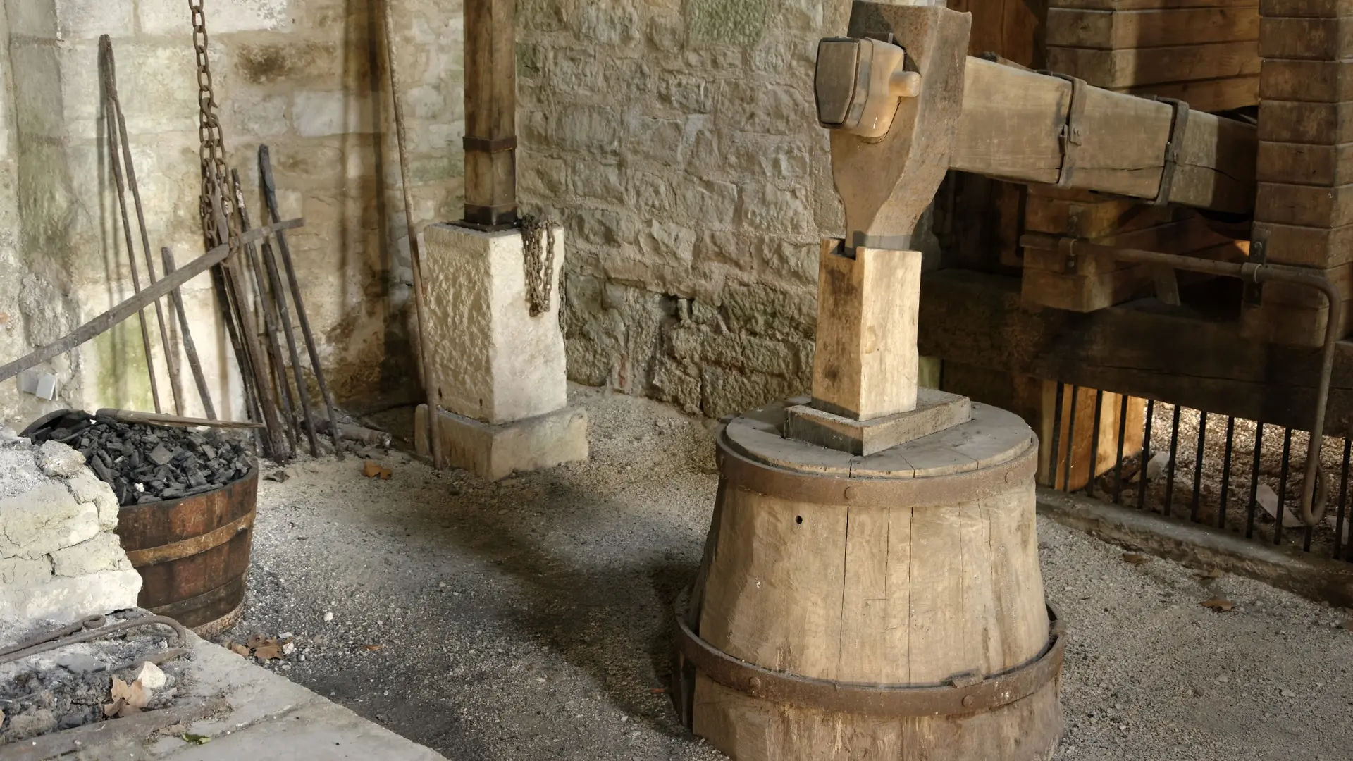 Marteau Hydraulique Abbaye de Fontenay