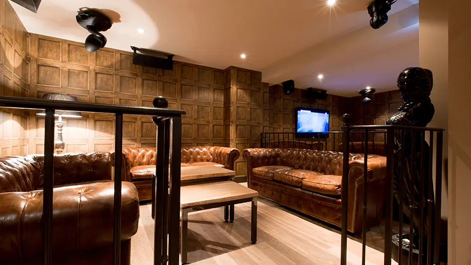 21Boulevard Beaune-carré VIP