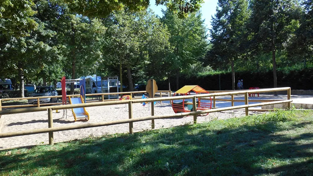 terrain de jeux pour enfants