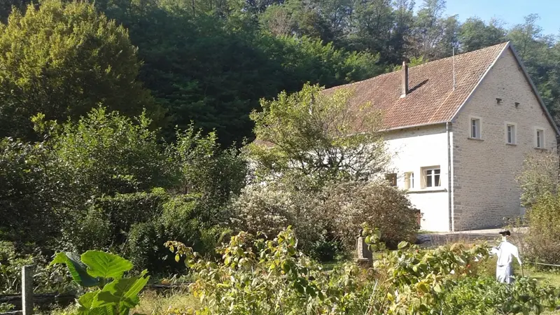 GITE DU MOULIN DE MALGERARD A NEUVELLE-LES-CROMARY_8