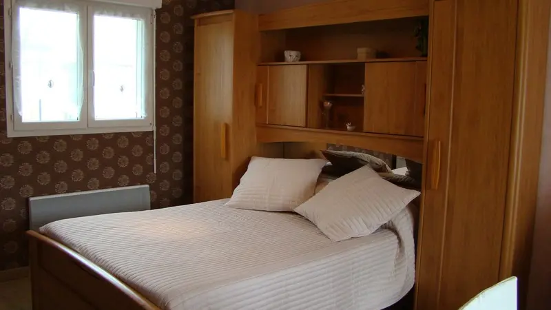 MEUBLÉ LA VIE EST BELLE - chambre