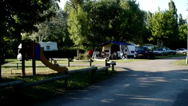 CAMPING INTERNATIONAL DU LAC_6