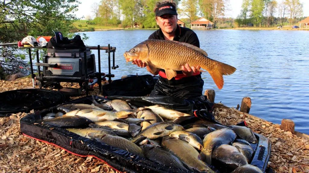 PÊCHE EN ETANG AUX GUIDONS_4