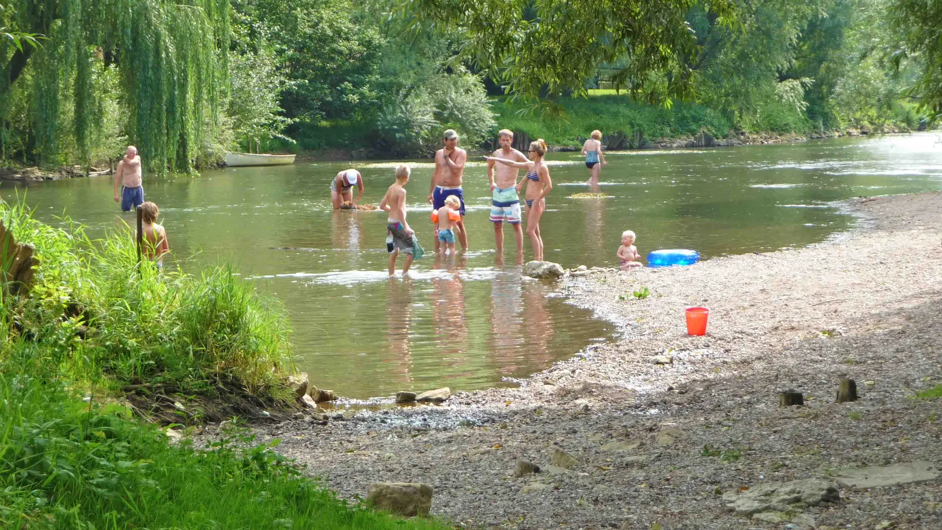 CAMPING VERTE RIVE A CROMARY_9