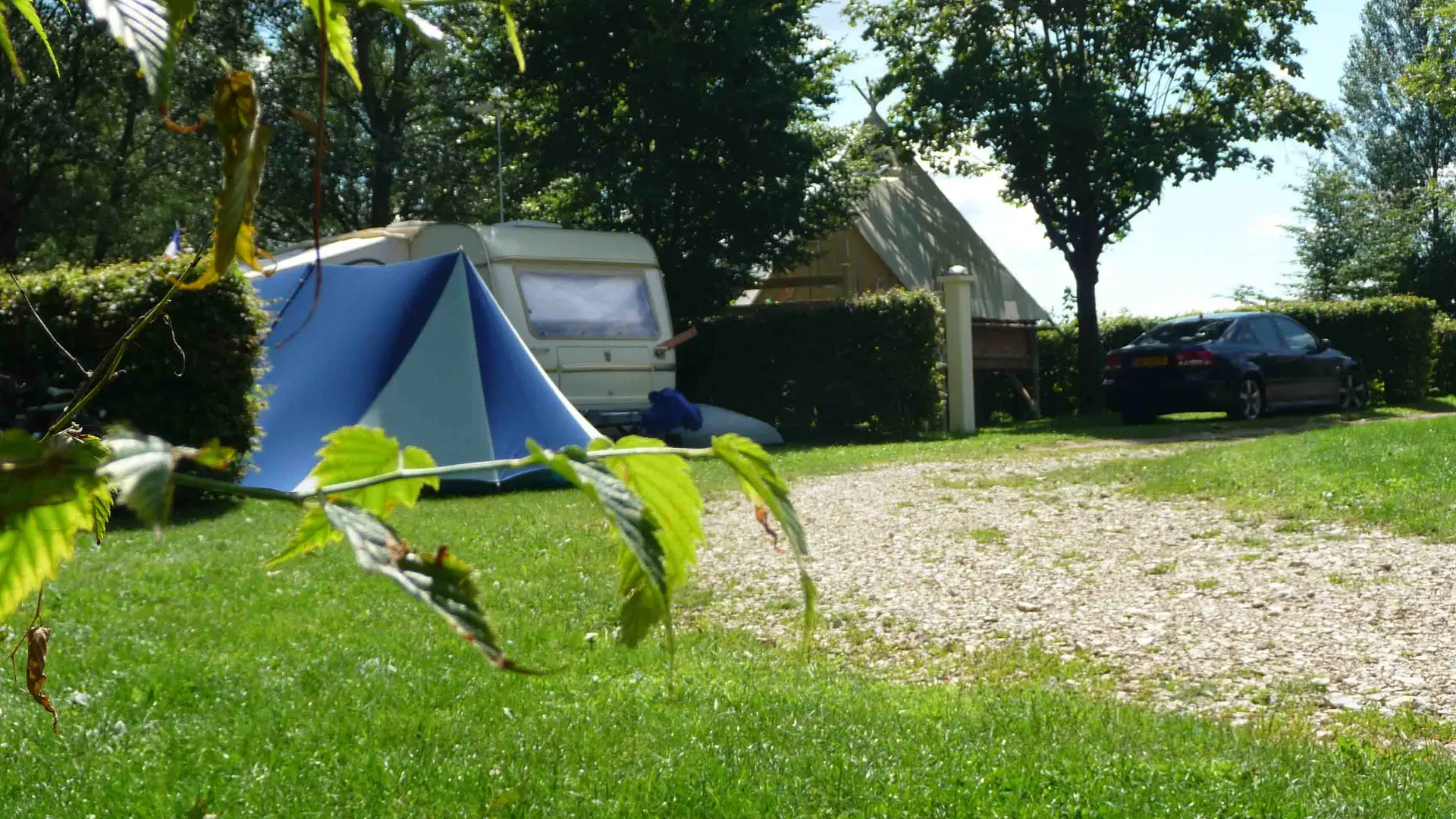 CAMPING VERTE RIVE A CROMARY_2