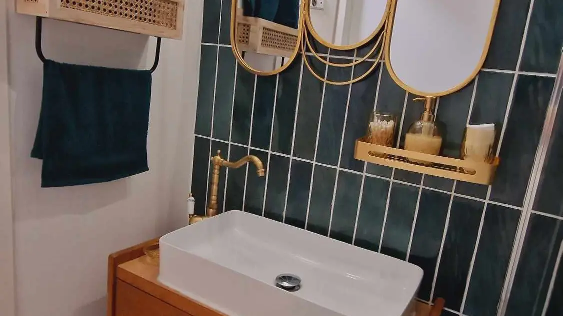 salle de bain av rangement