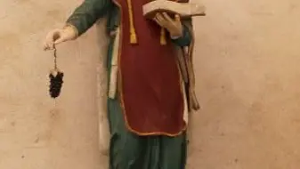 Statue st Vincent XVIIe Chassey-le-Camp