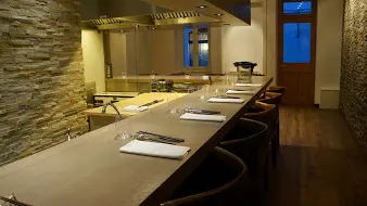 Salle-de-restaurant