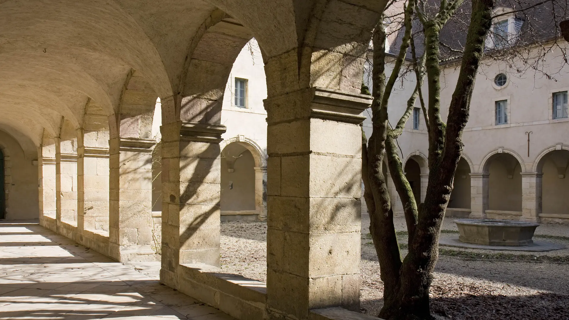 Musée de la Vie bourguignonne Perrin de Puycousin