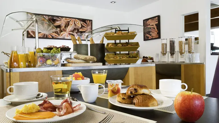 Buffet petit déjeuner