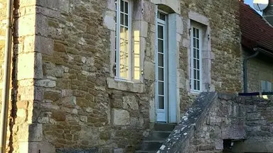Guest-house-in-Bourgogne-Les-Maisons-de-Chamirey-La-Maison-du-Grand-Four -façade