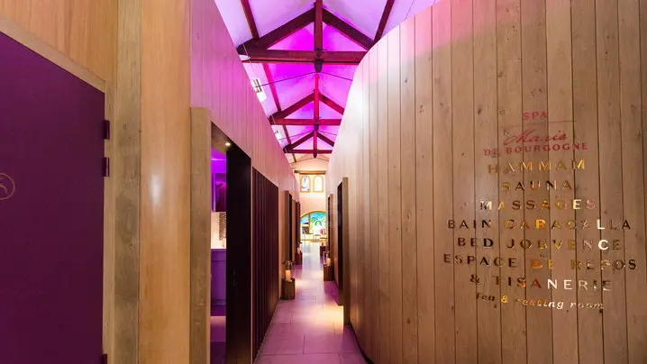 Couloirs - crédits @Oyster17