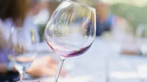 dégustation de vin en extérieur