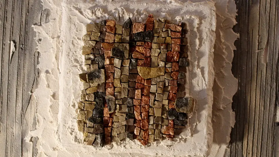 Carré Vertical (Pierres de vigne)- Création Sylvie Guigues Mosaïques