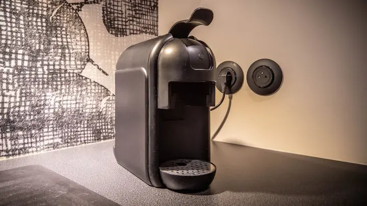 Chalon - L'Emeraude - Machine à expresso