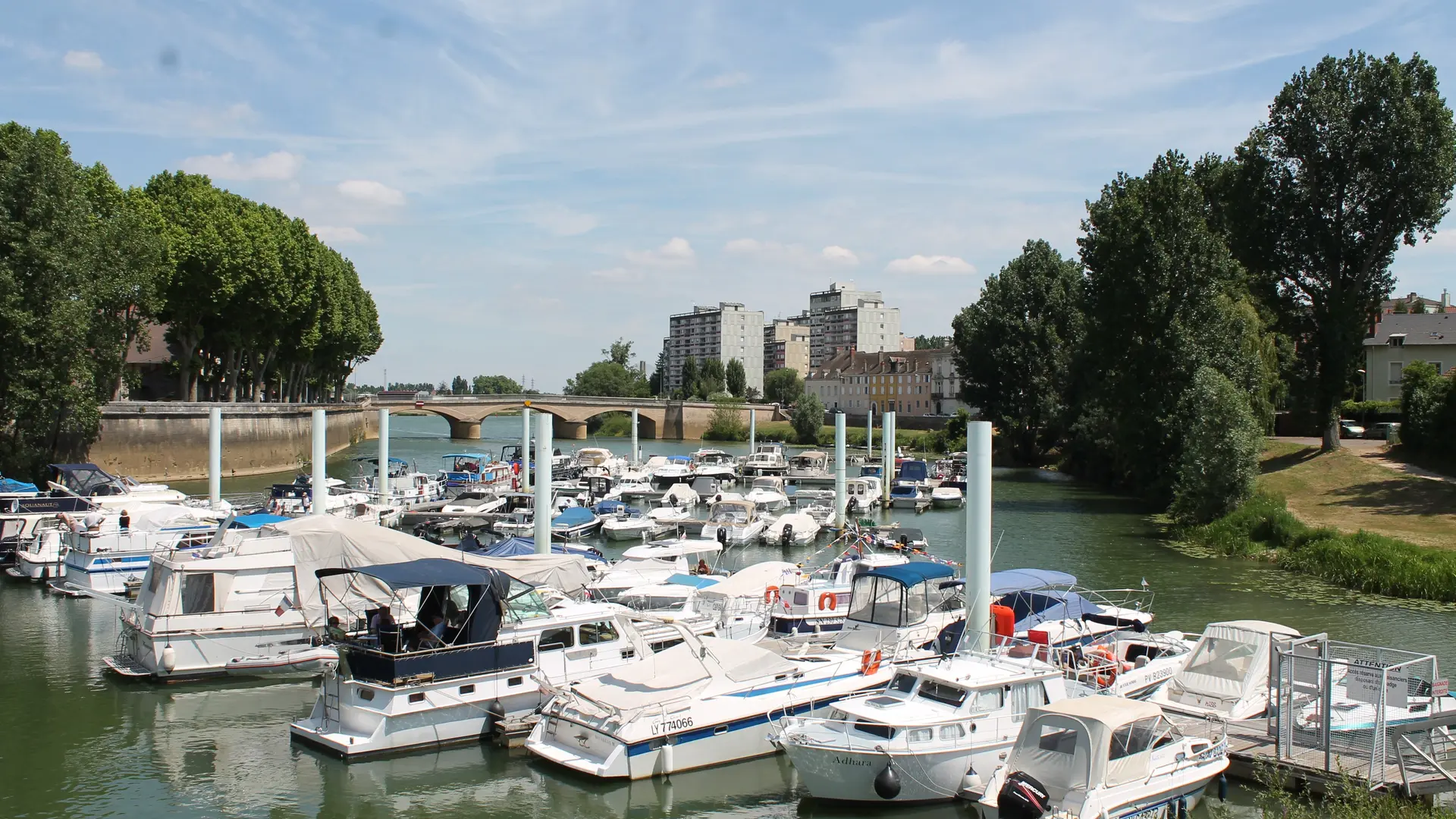 Chalon-sur-Saone-port-de-plaisance-navigation-fluvial-bateau-OT (18)