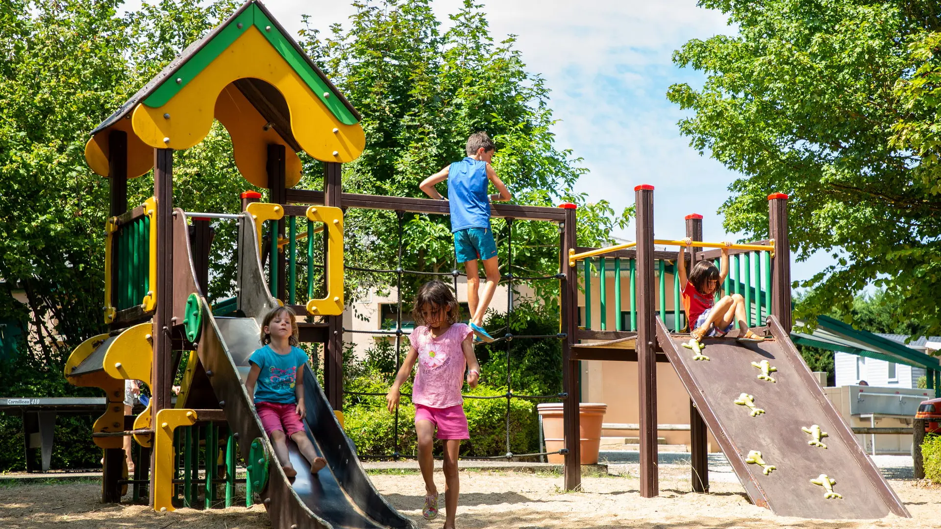 Aire de jeux enfants