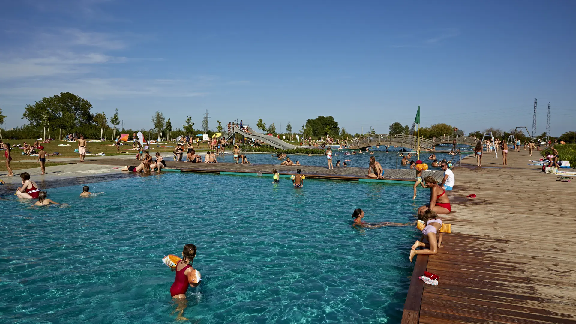 Beaune Côté Plage, baignade naturelle et loisirs aquatiques