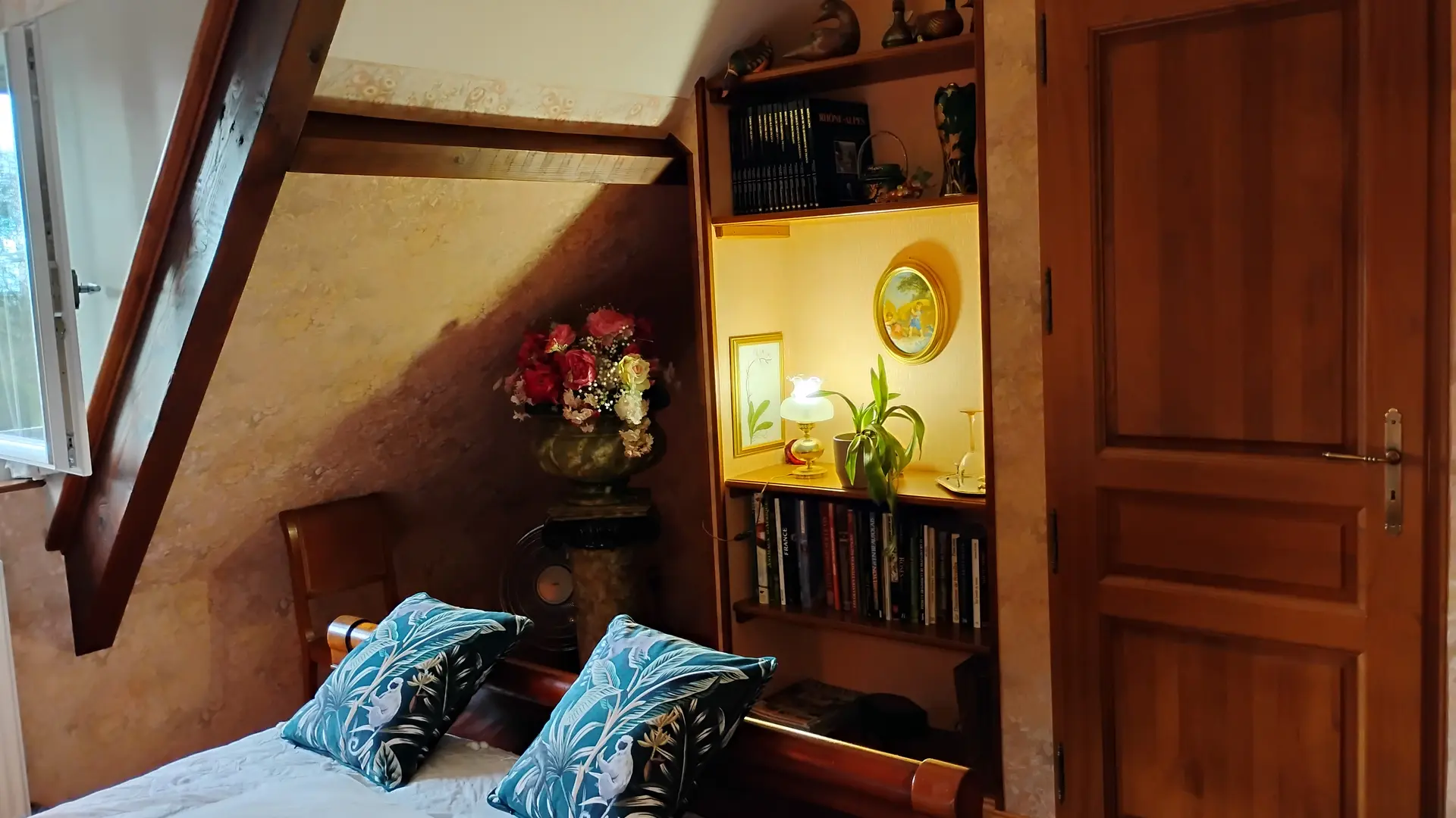 Gergy - Hébergement - La Renaudière - Chambre Hellebore (5)