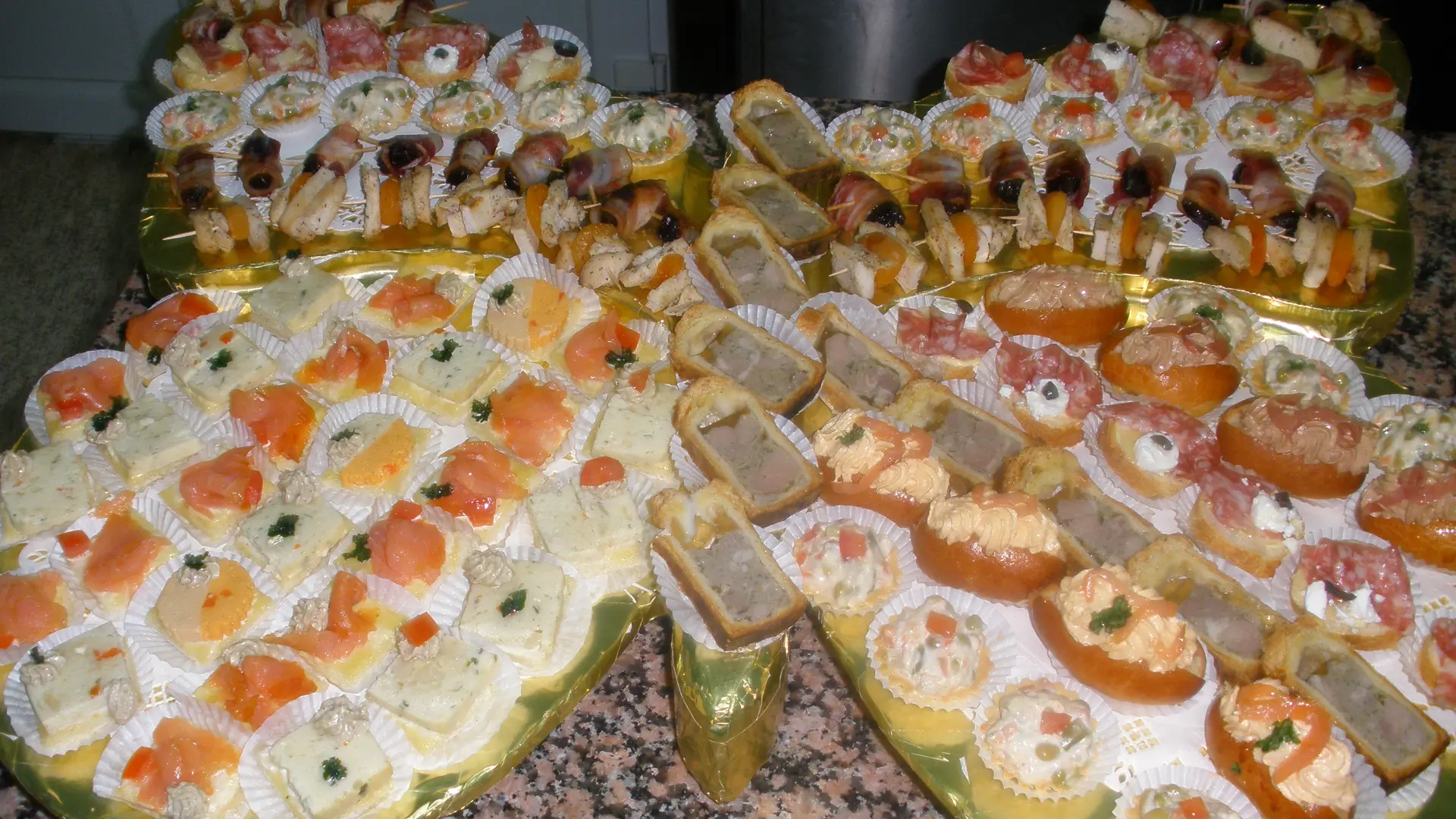Givry---Maison-Bry---présentation buffet traiteur