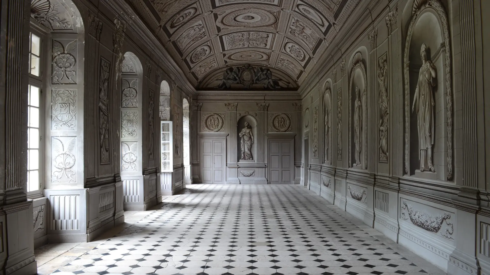 Galerie des trompe-l'oeil - Château de Tanlay