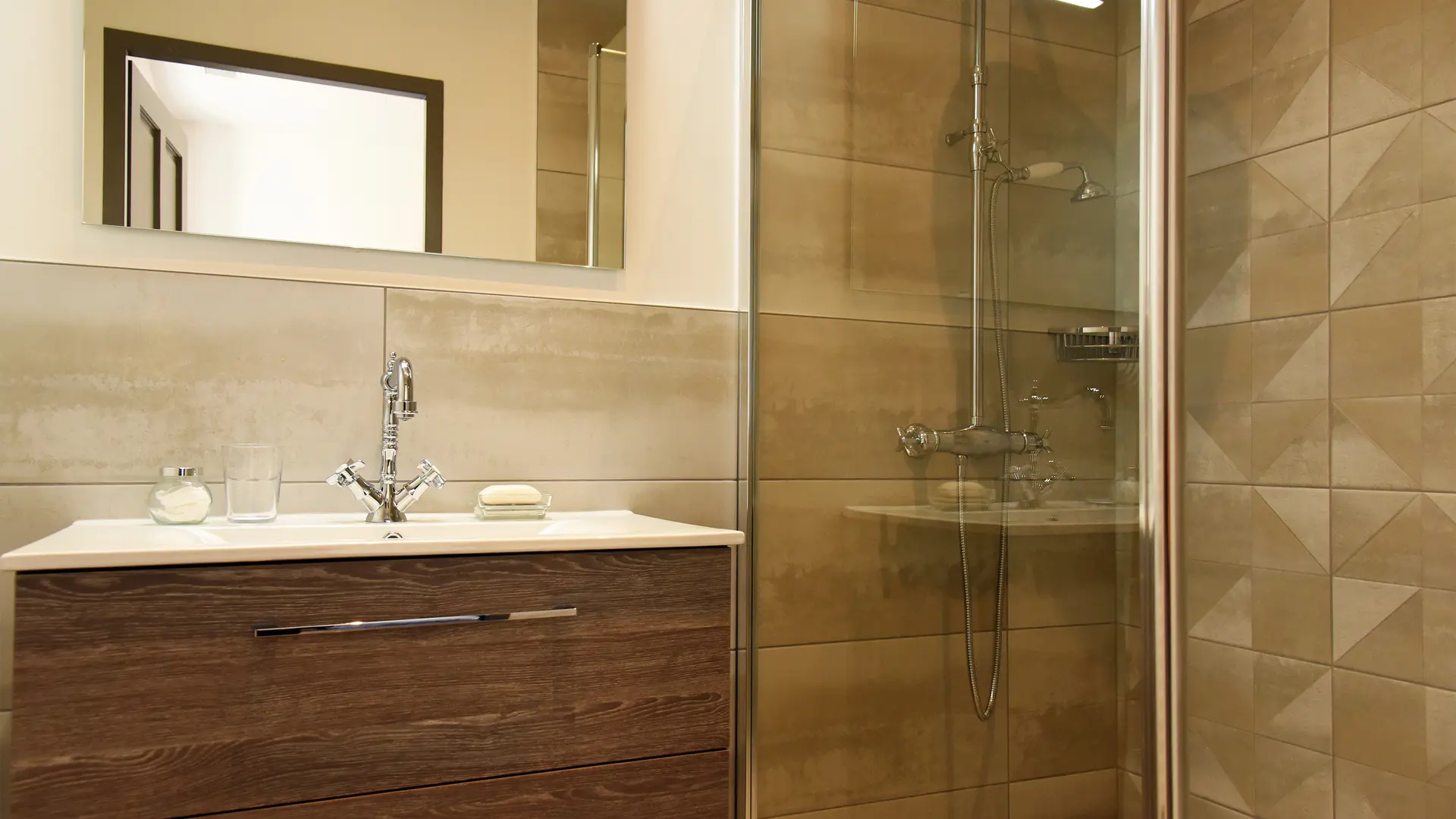 Le Charles V - Salle de bain