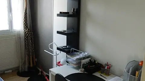 chambre 1 avec  bureau