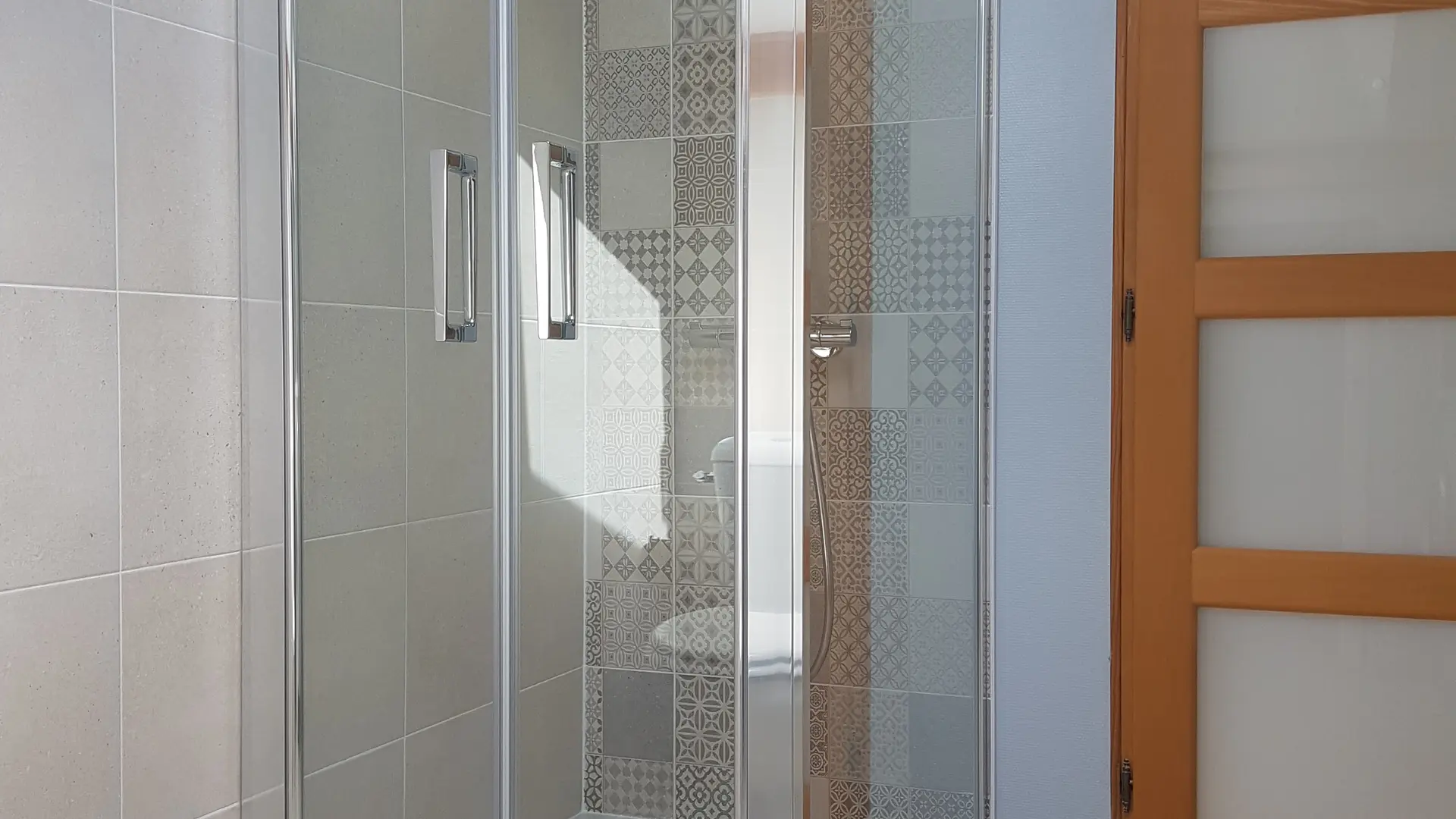 Douche (refaite en 2021)