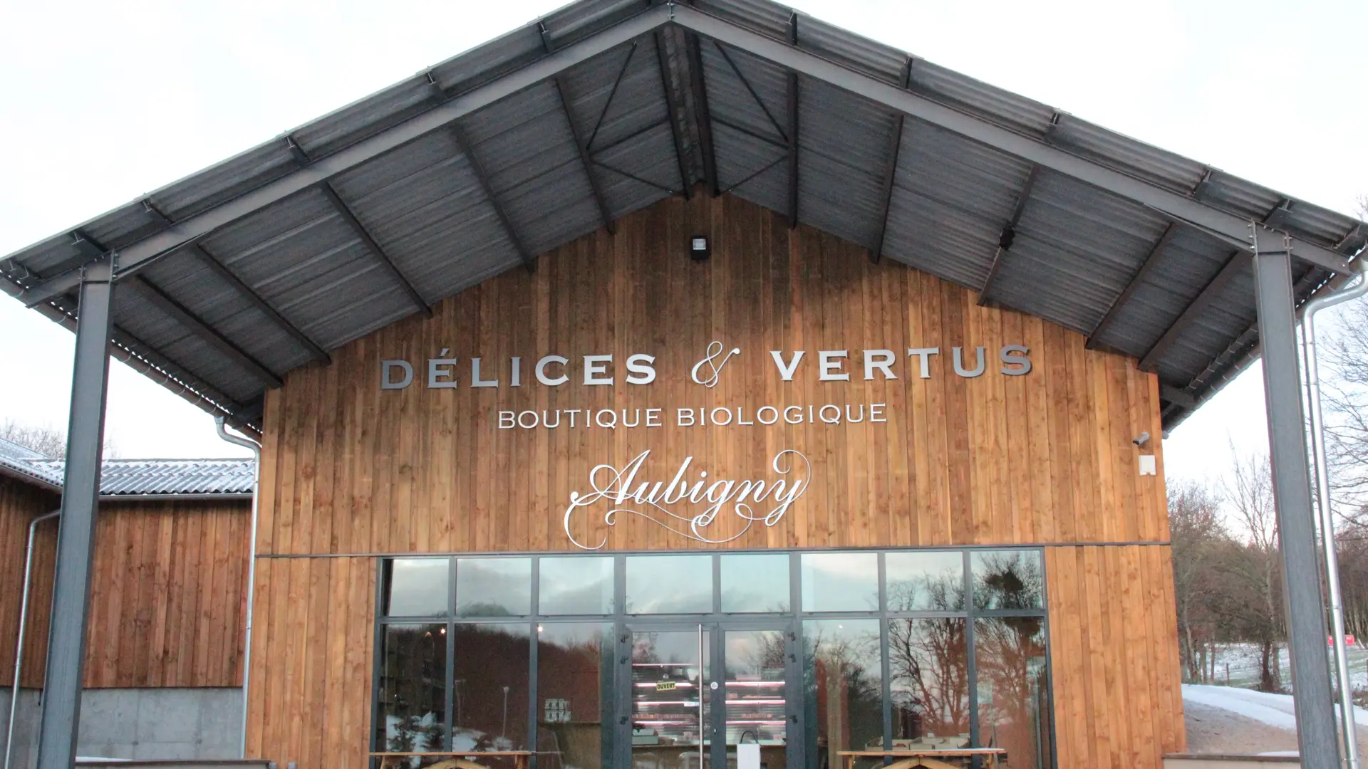 Entrée boutique enseigne