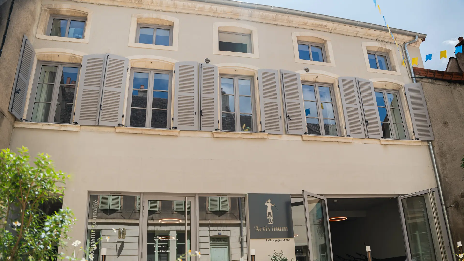 Façade