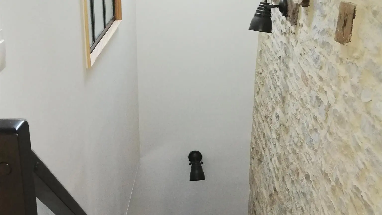 Descente d escalier des chambres au salo_10