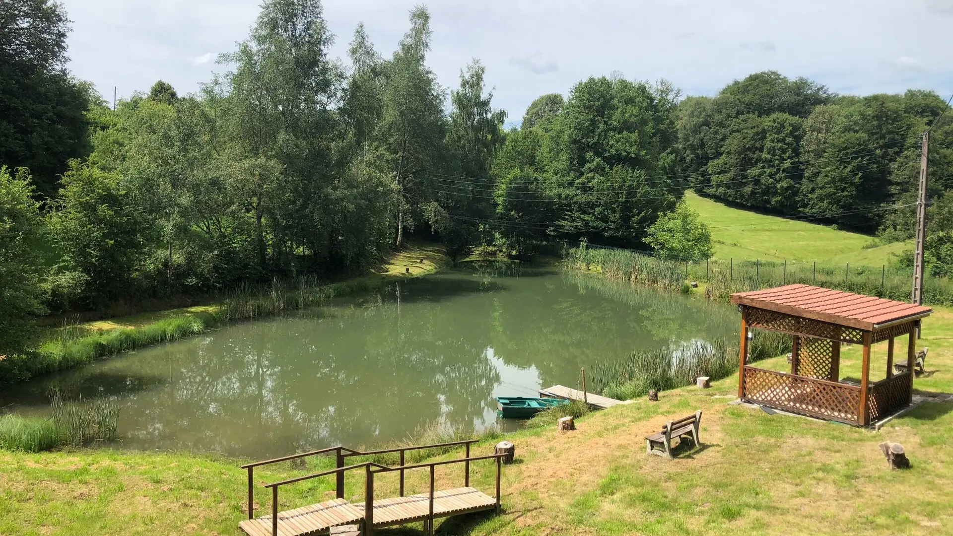 Etang situé proche de la maison_10