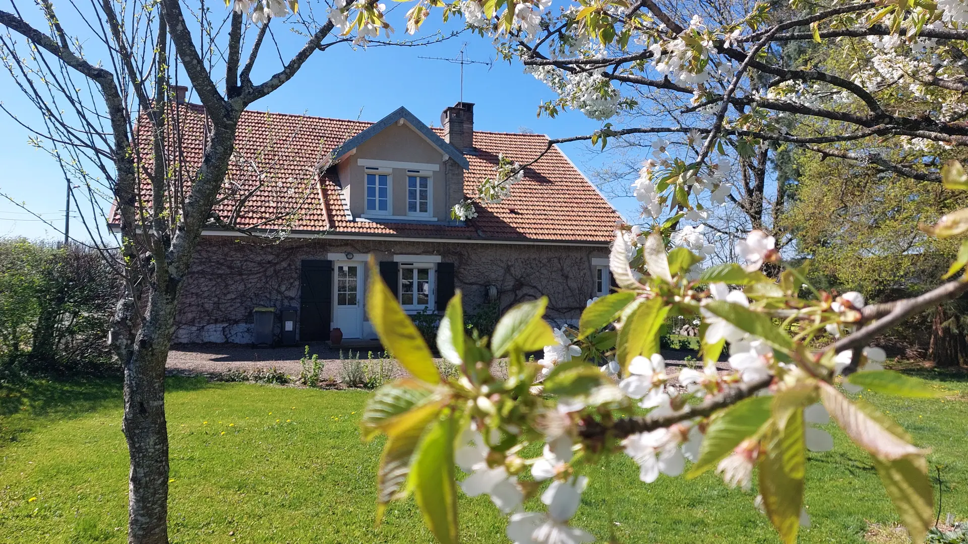 Un Détour par Thiénans_6