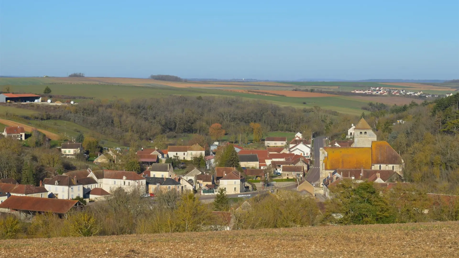 Le village de Gy l'Evêque_7