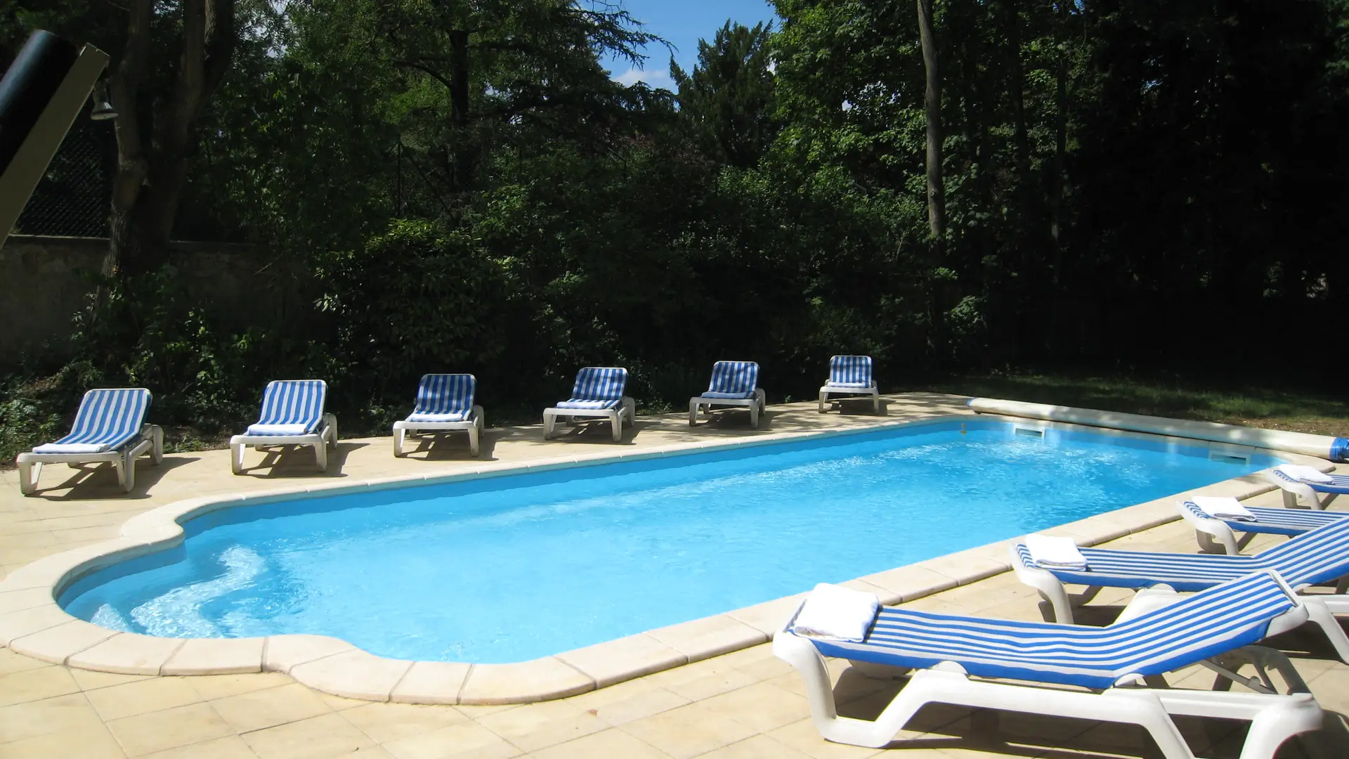 Piscine - Hôtel Les Maréchaux - Auxerre