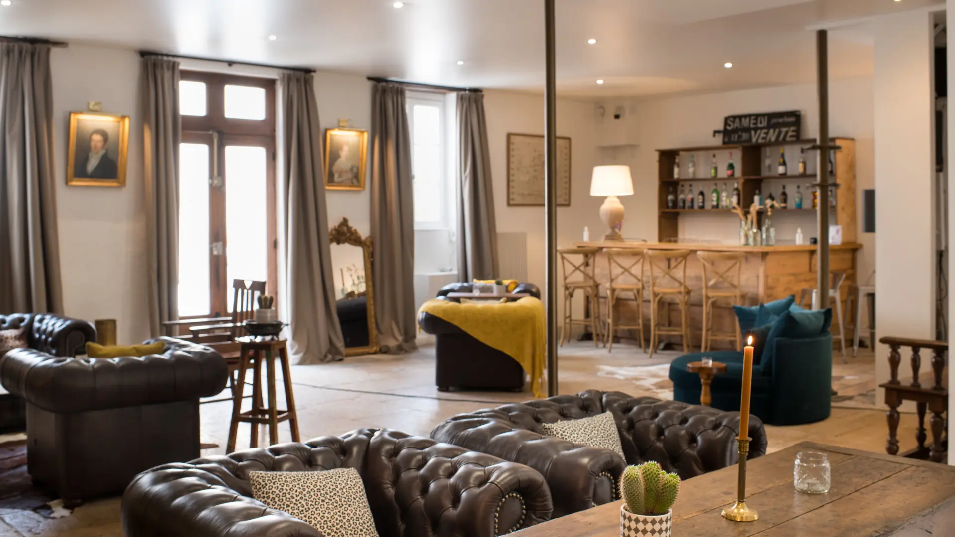 Hôtel des remparts-6167