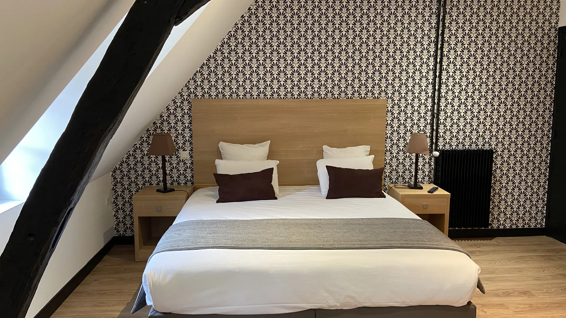 Hôtel kyriad - (2)