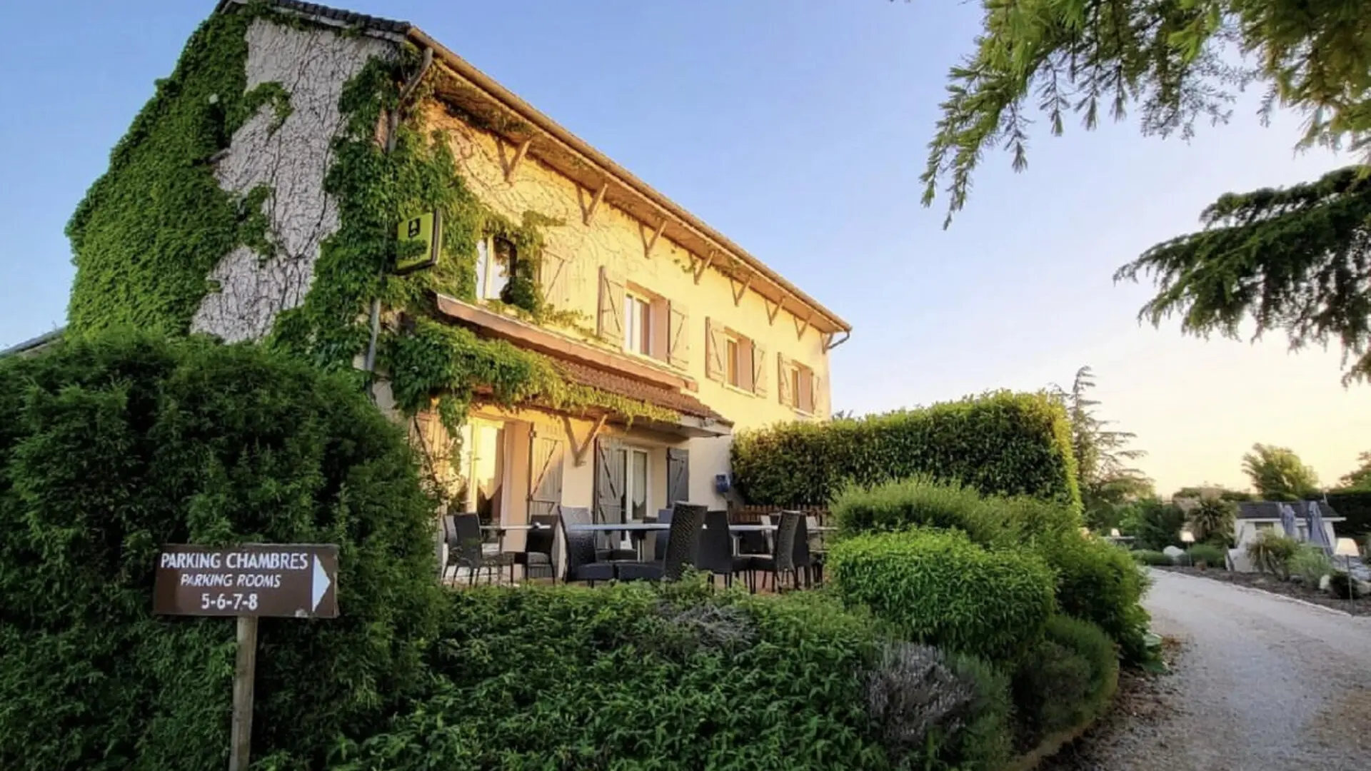 Hotel Parc Adelie - jardin