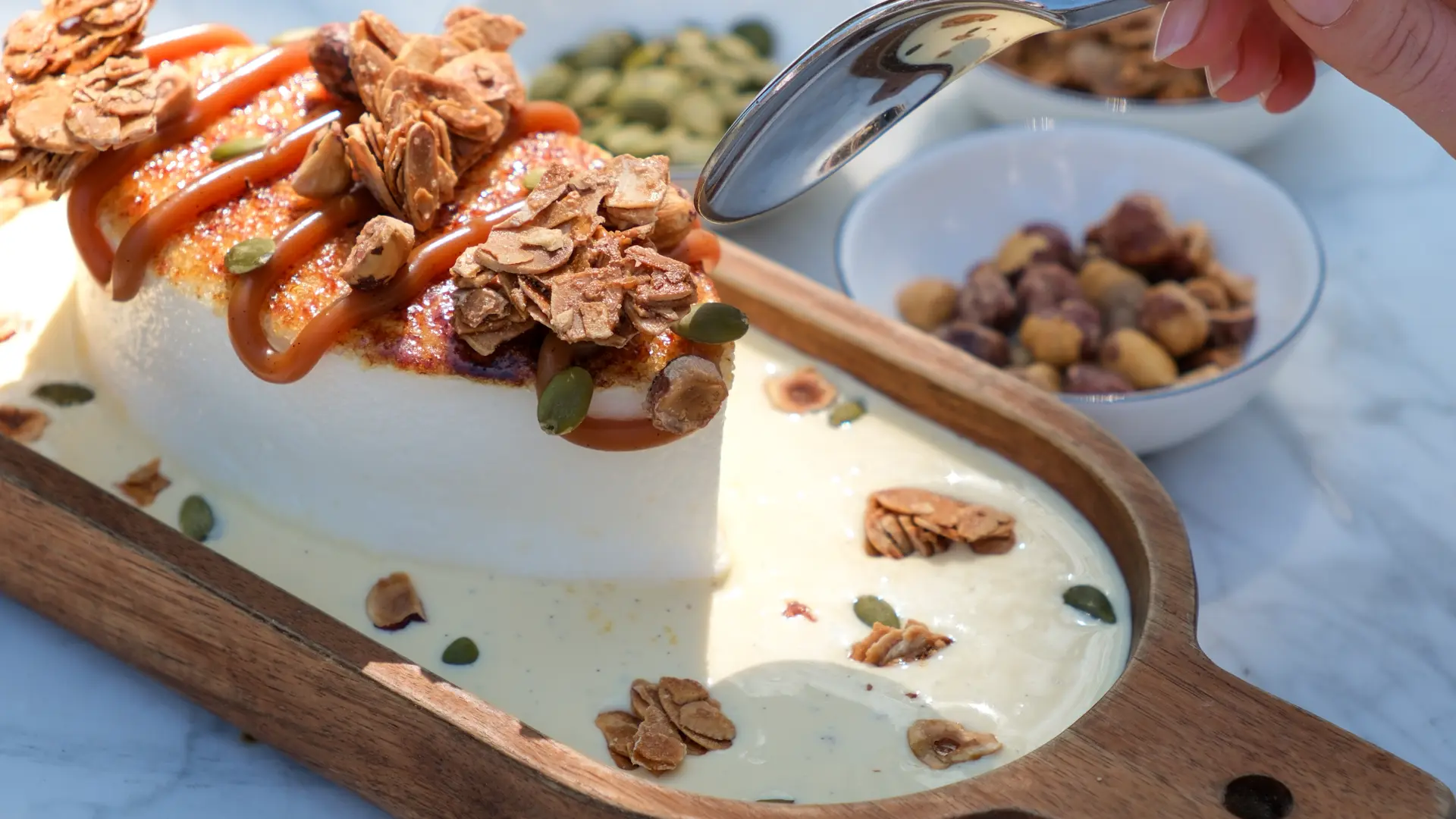 Hostellerie-de-Levernois_Restaurant-Bistrot-du-Bord-de-l'Eau_5 ©Maison Kalos