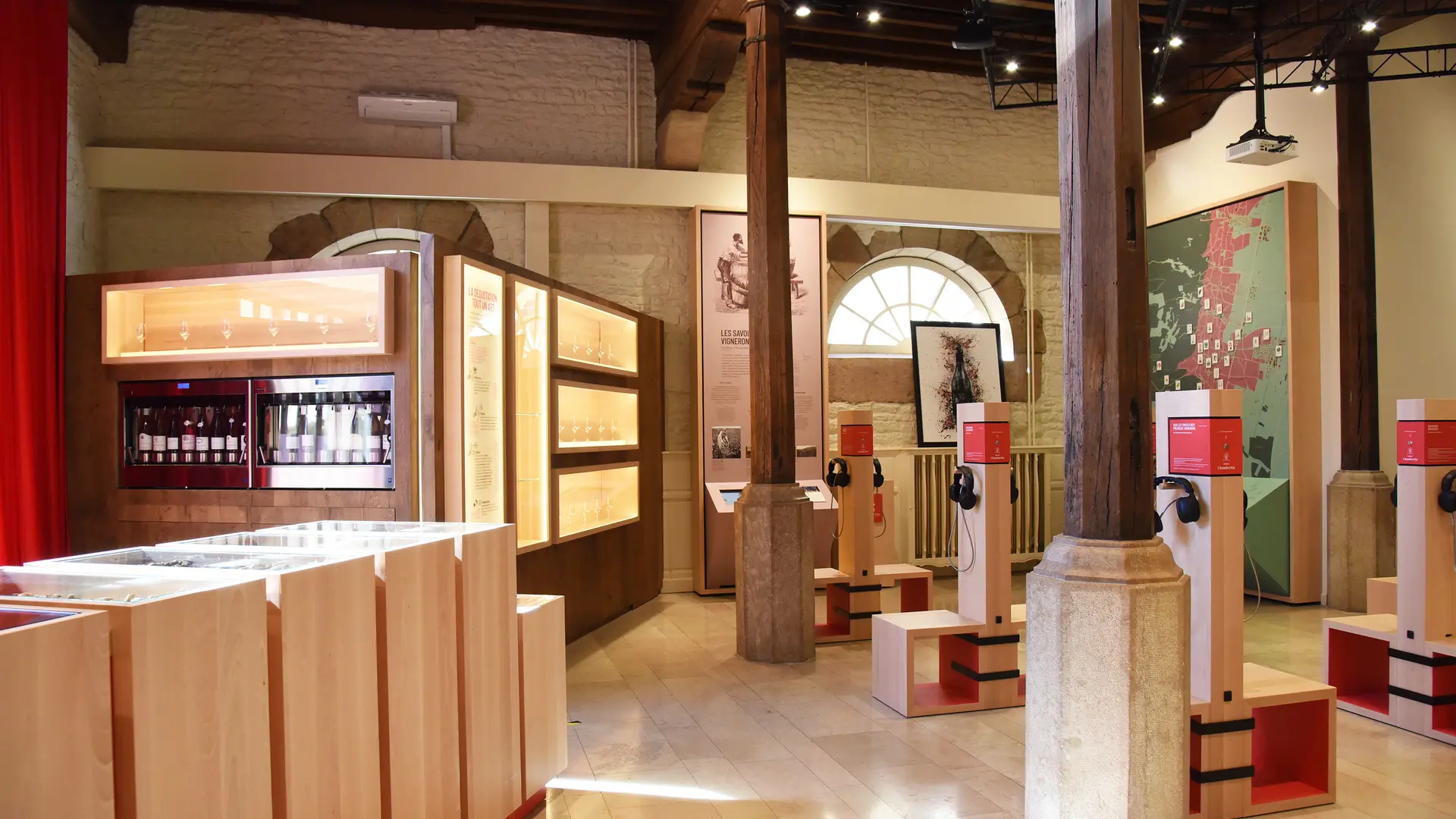 Halle Chambertin Côte d'Or Tourisme  © R.Krebel  (100)