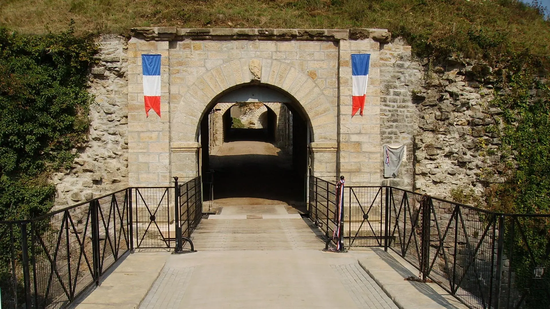 Hericourt-Fort-du-mont-Vaudois-Pont-levis-1-ville-hericourt