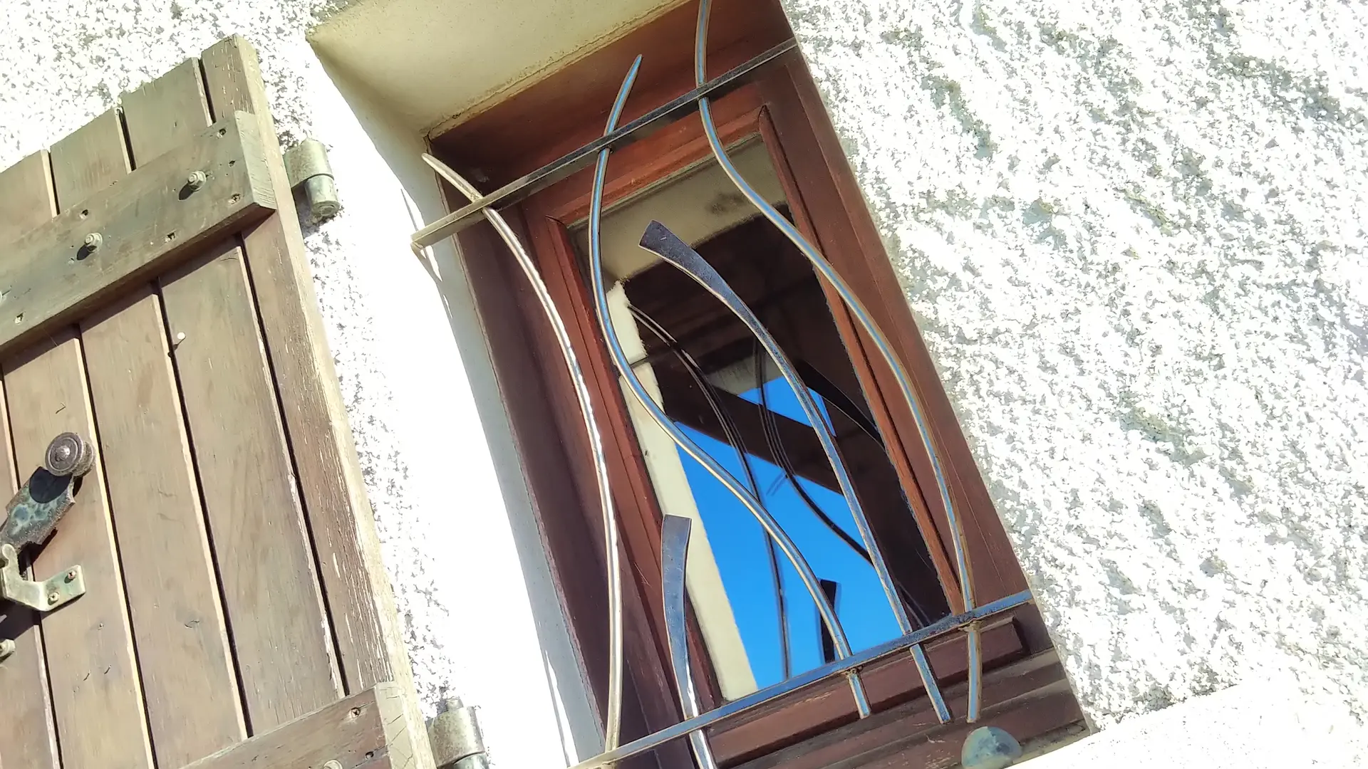 Grille de fenêtre style contemporain