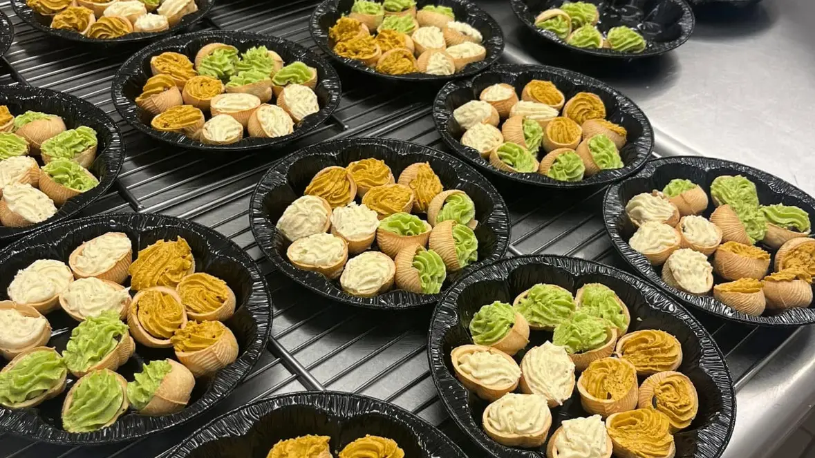 Préparation des assiettes en laboratoire