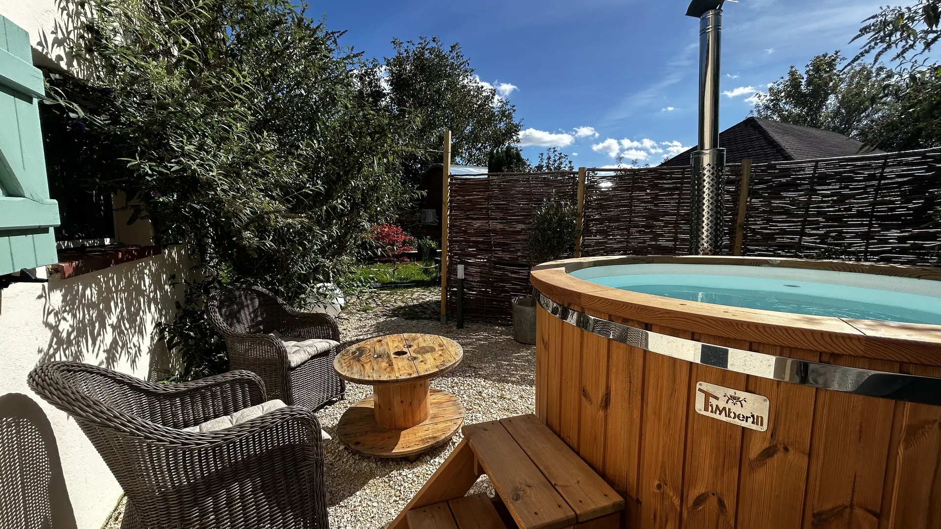 Terrasse privée avec bain nordique