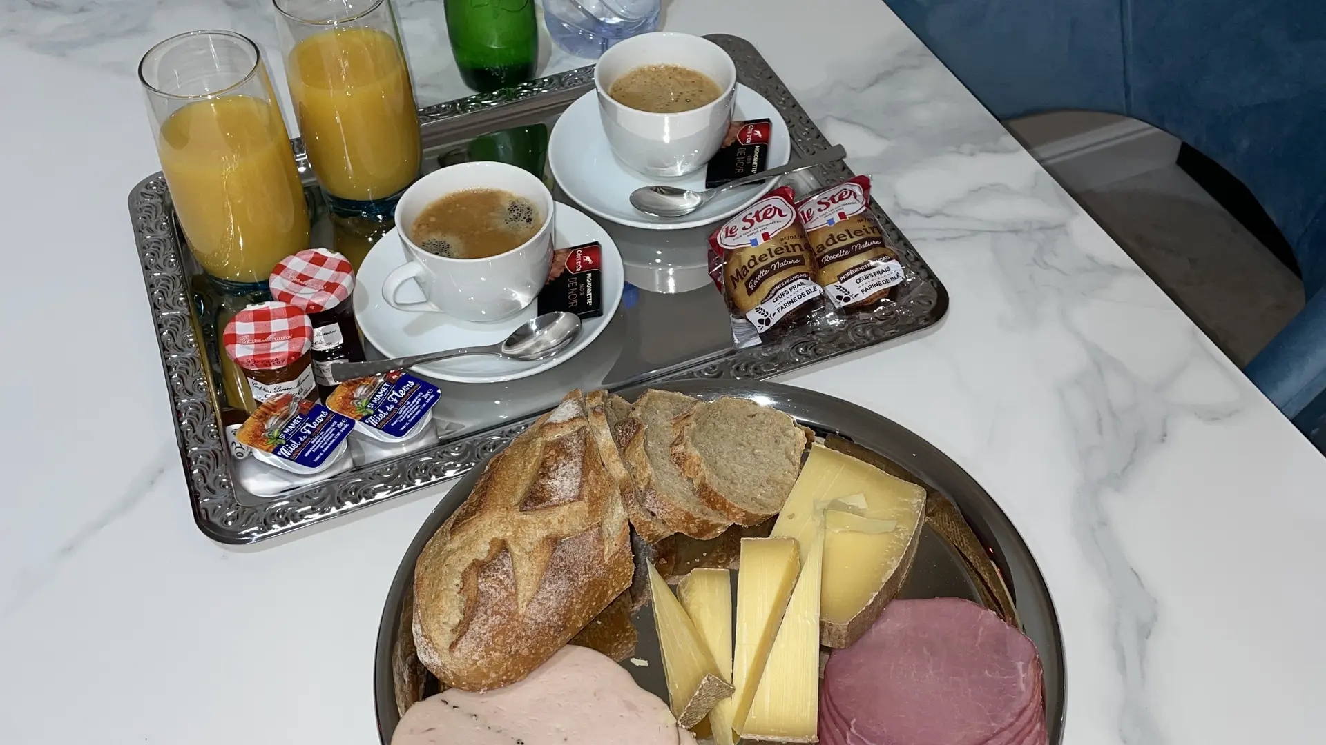 PETIT DEJEUNER
