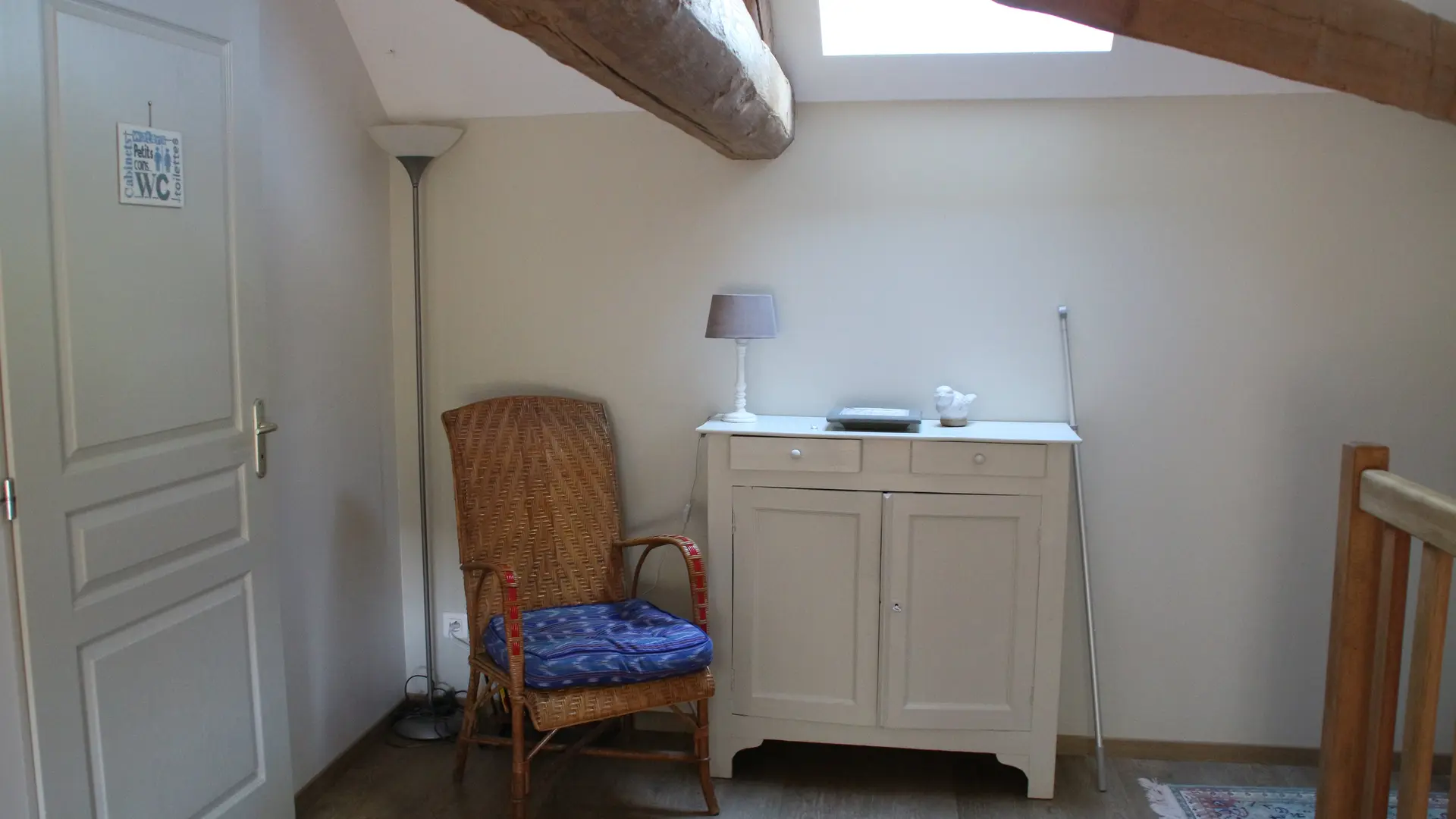 Le coin lecture sur la mezzanine
