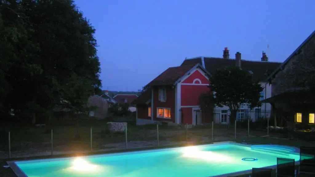 La Maison Rouge piscine