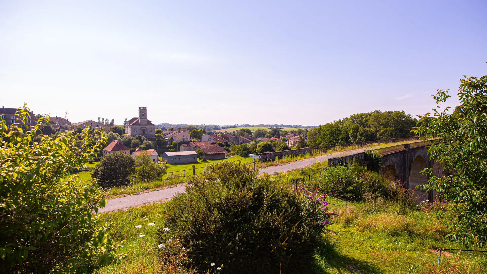 Luxeuil - les - Bains Vosges du Sud - Passavant la Rochère  (61)